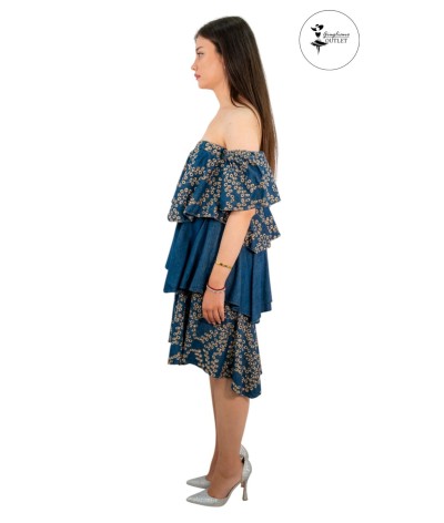 Abito di jeans con fantasia cucita a mano